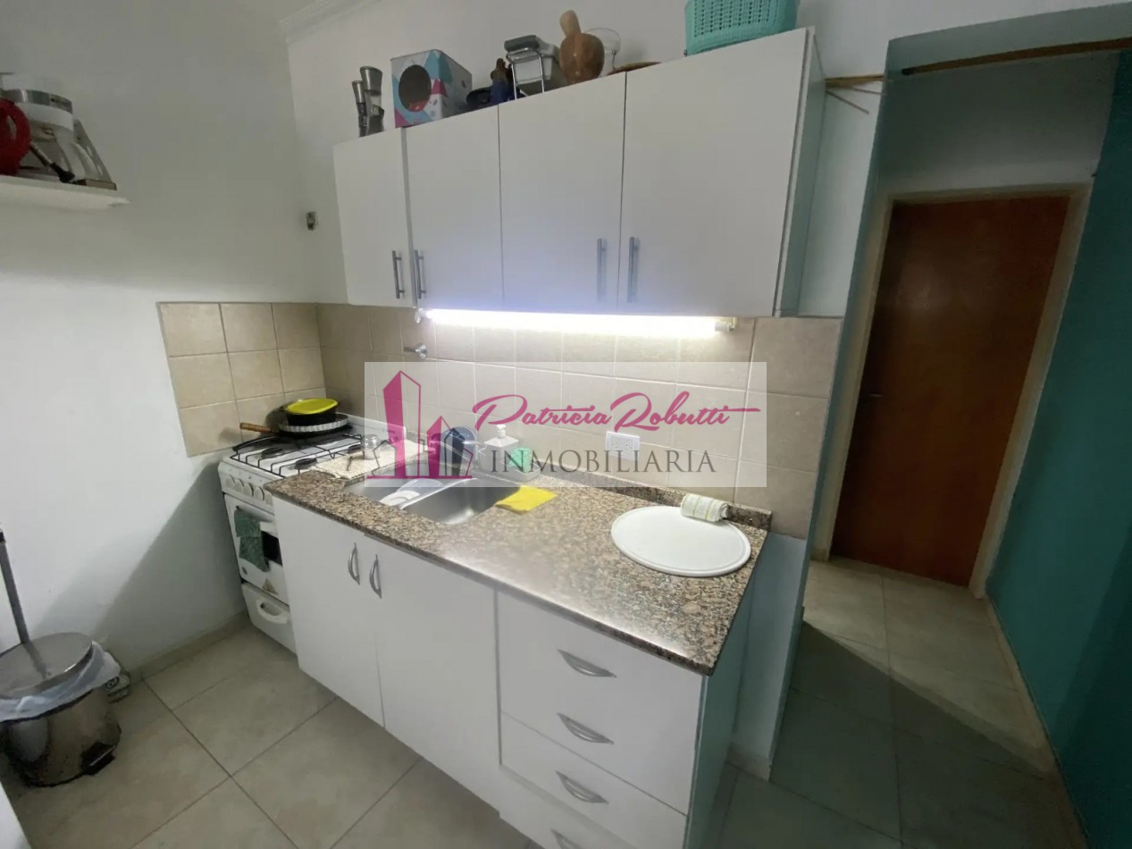 EN VENTA DEPARTAMENTO 2 AMBIENTES CON COCHERA EN MORON