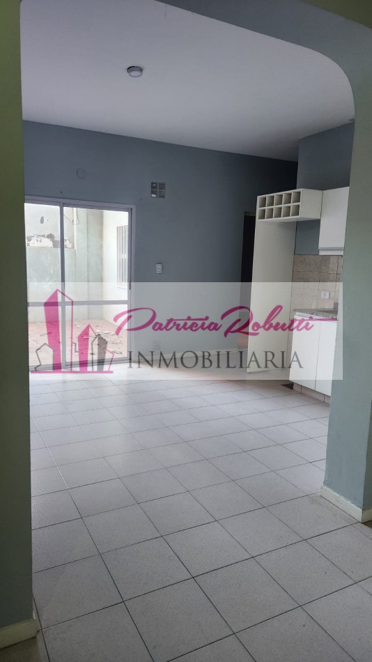 EN VENTA PH 2 AMB CON PATIO VILLA CELINA 