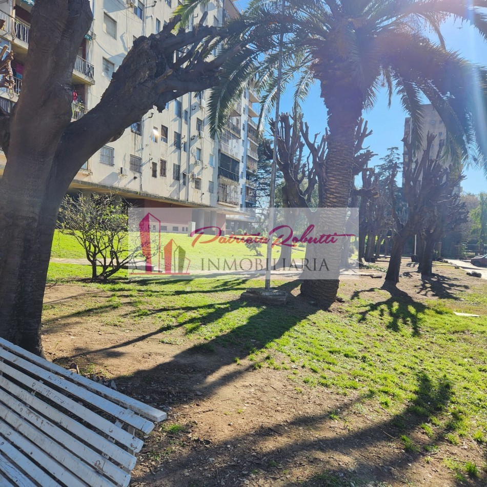 EN VENTA DEPARTAMENTO 3 AMBIENTES BARRIO GRAL PAZ EDIFICIO 5 VILLA CELINA