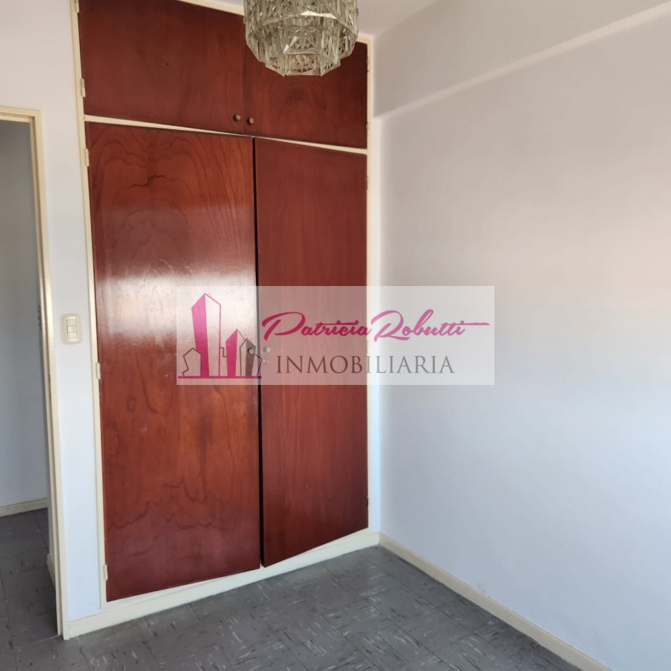 EN VENTA DEPARTAMENTO 4 AMBIENTES CON COCHERA -VILLA CELINA.