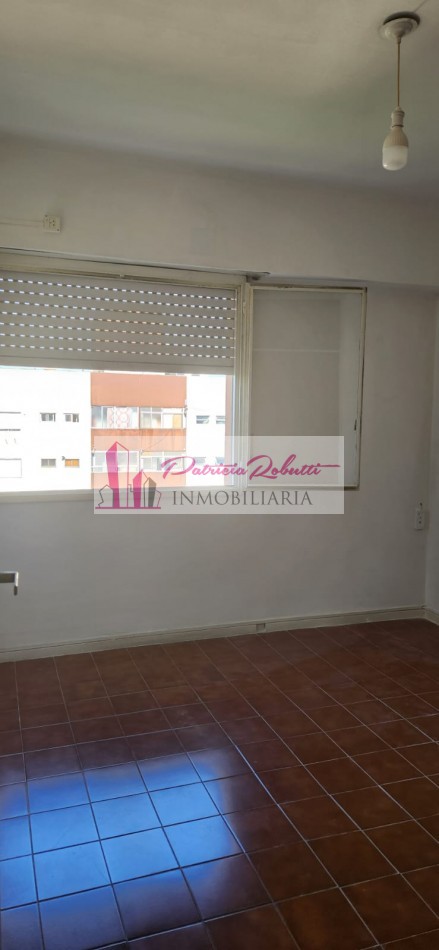 EN ALQUILER DEPARTAMENTO 3 AMBIENTES CON COCHERA EN VILLA CELINA.