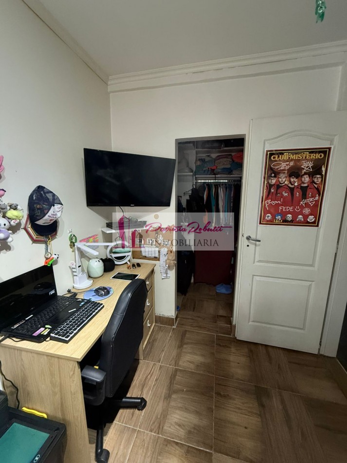 Vende PH MULTIFAMILIAR contrafrente con espacio aereo para edificar Villa Celina