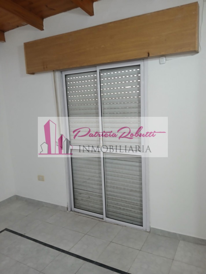EN ALQUILER DEPARTAMENTO 2 AMBIENTES Al FRENTE EN VILLA MADERO.