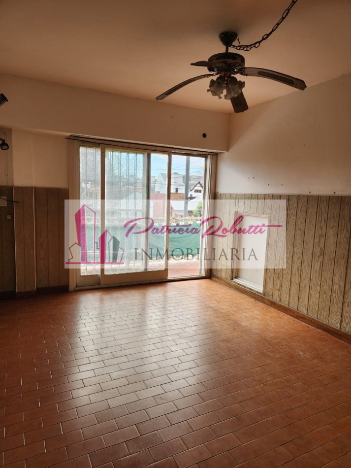 EN VENTA PH 2 AMB CON GRAN BALCON VILLA LUGANO.