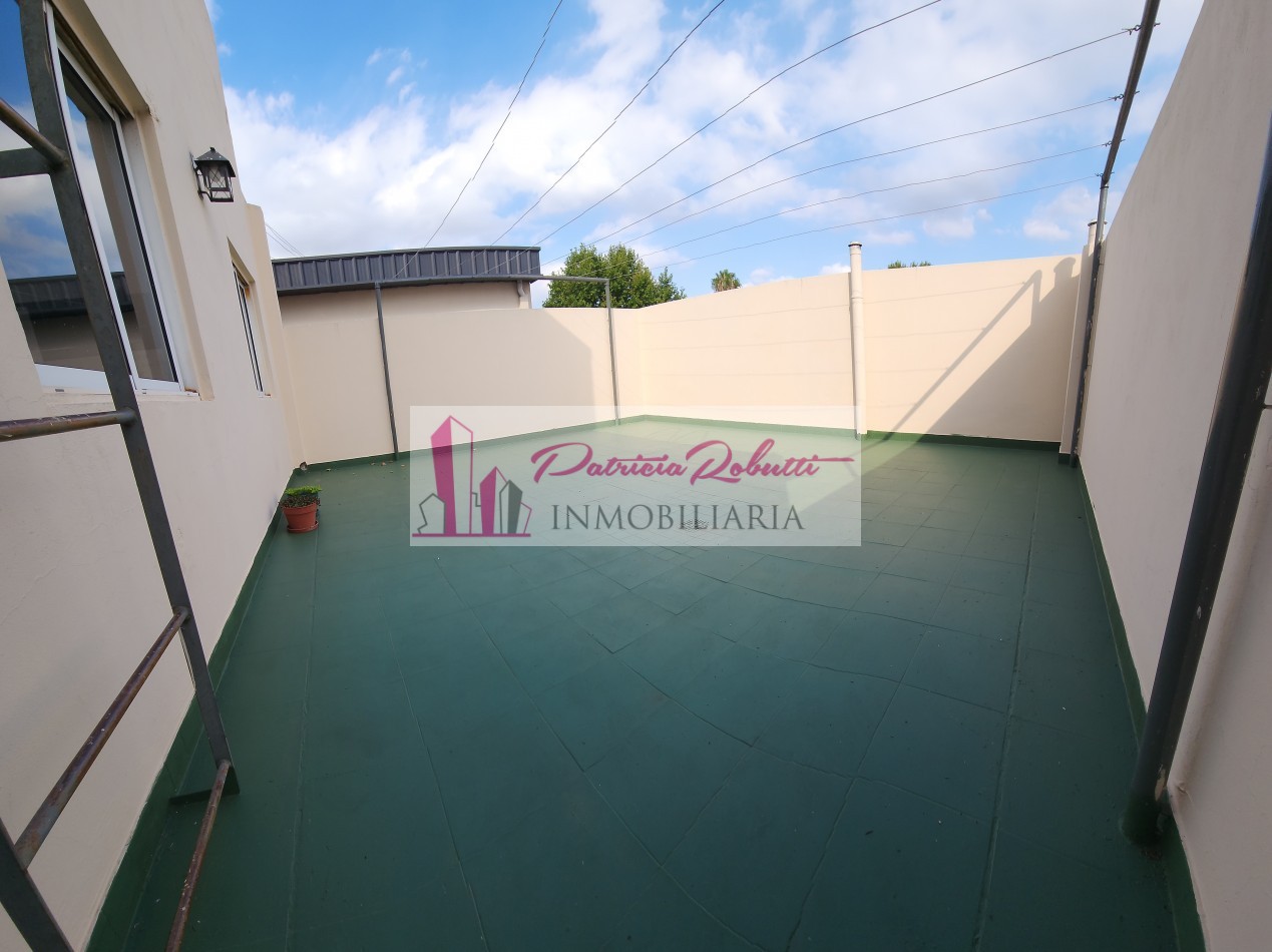 SE VENDE DEPARTAMENTO 2 AMB CON PATIO COCHERA Y TERRAZA COMPARTIDA VILLA LUGANO