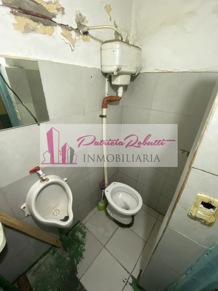 EN VENTA LOCAL COMERCIAL Y PH 4 AMBIENTES  VILLA LUGANO 