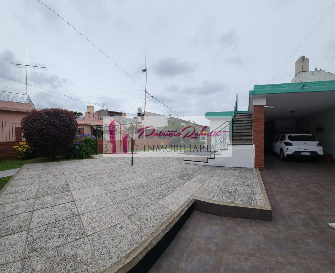 EN VENTA CASA LOTE 3 AMBIENTES EN VILLA CELINA BARRIO GRAL PAZ.