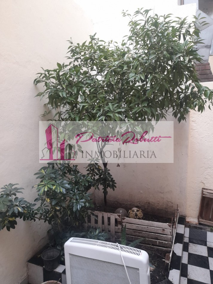 EN ALQUILER PH 2 AMBIENTES Y ½ EN ALMAGRO