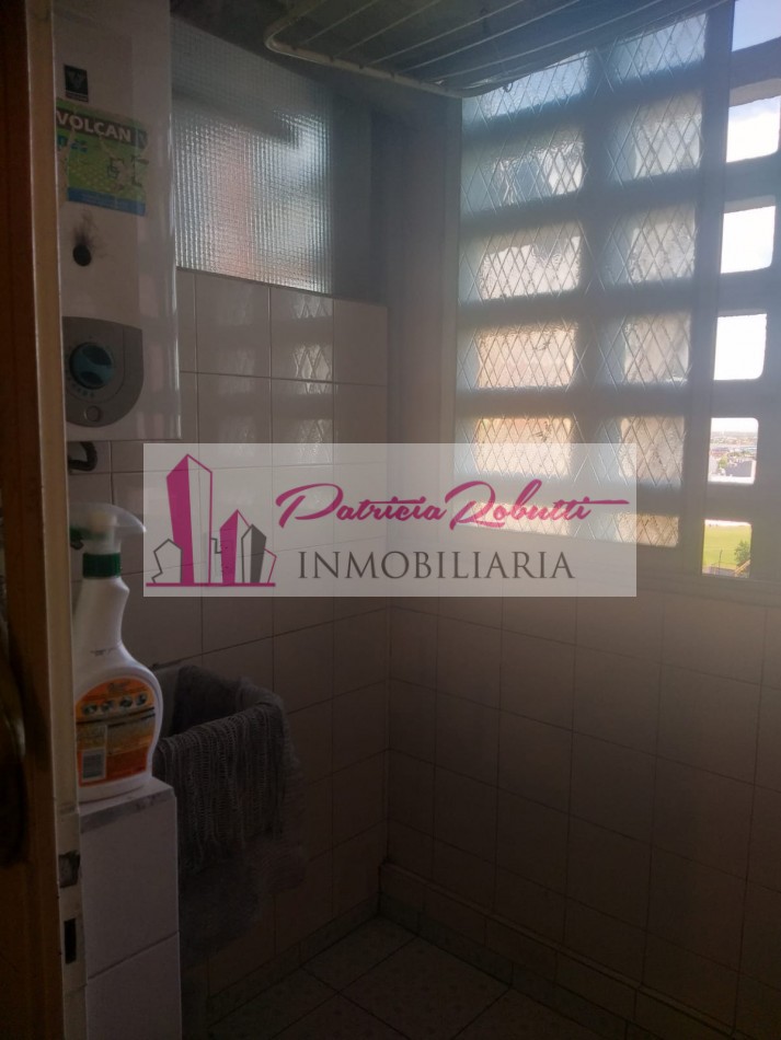 EN VENTA DEPARTAMENTO 4 AMBIENTES CON COCHERA -VILLA CELINA