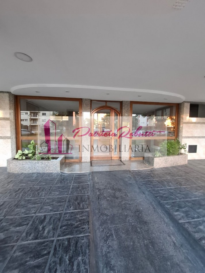 EN VENTA DEPARTAMENTO 4 AMBIENTES CON COCHERA -VILLA CELINA