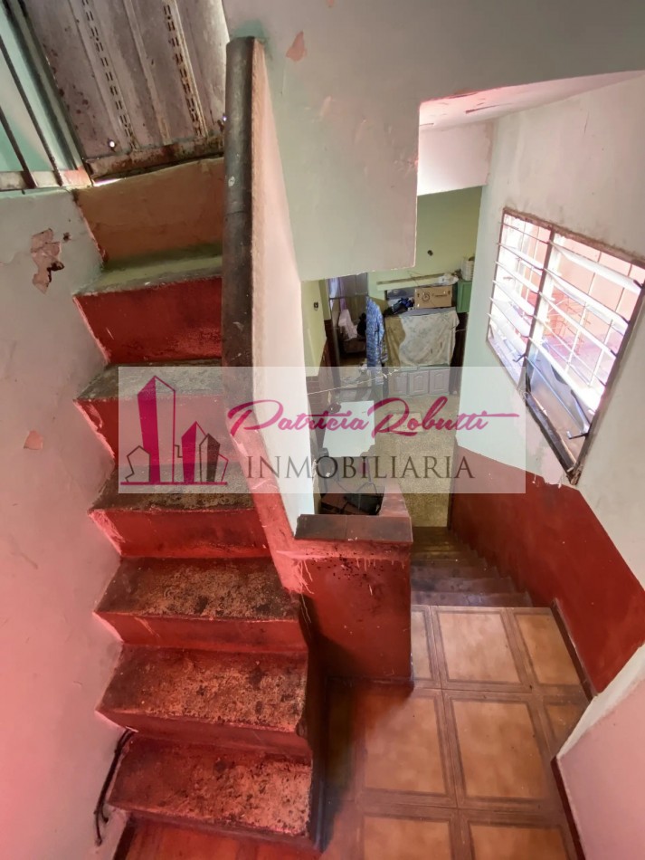 EN VENTA LOCAL COMERCIAL Y PH 4 AMBIENTES  VILLA LUGANO 