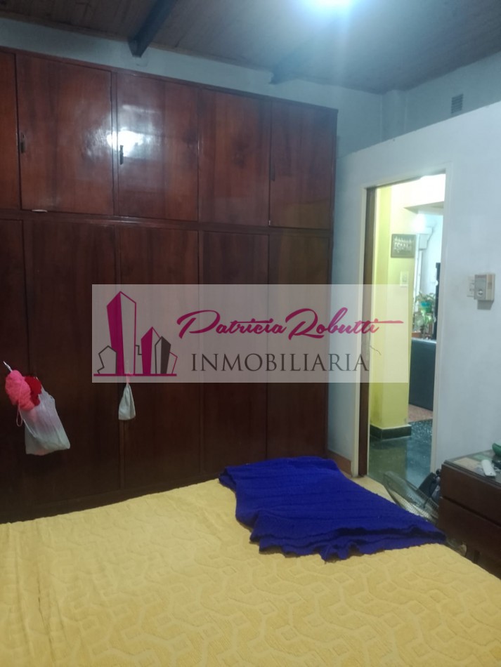 EN VENTA CASA MULTIFAMILIAR EN VILLA CELINA POLO TEXTIL LOTE