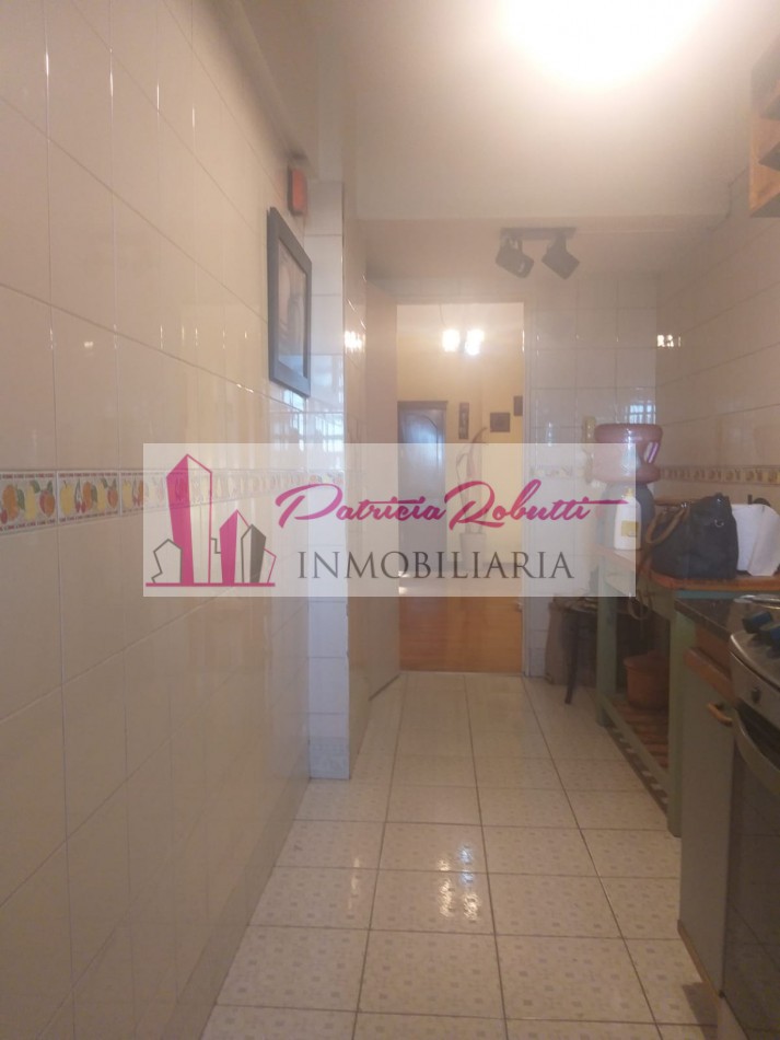 EN VENTA DEPARTAMENTO 4 AMBIENTES CON COCHERA -VILLA CELINA