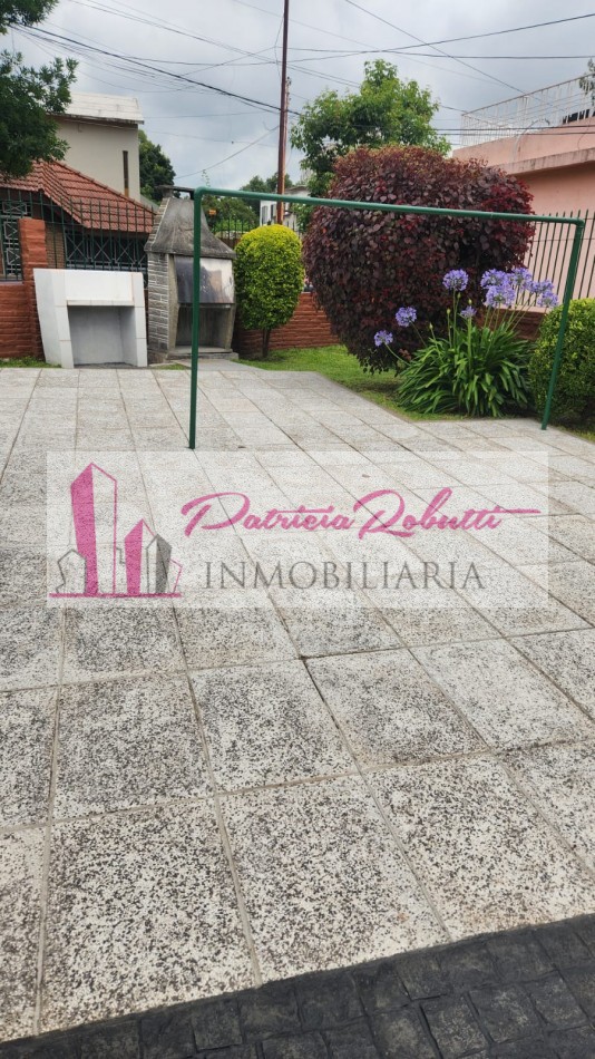 EN VENTA CASA LOTE 3 AMBIENTES EN VILLA CELINA BARRIO GRAL PAZ.