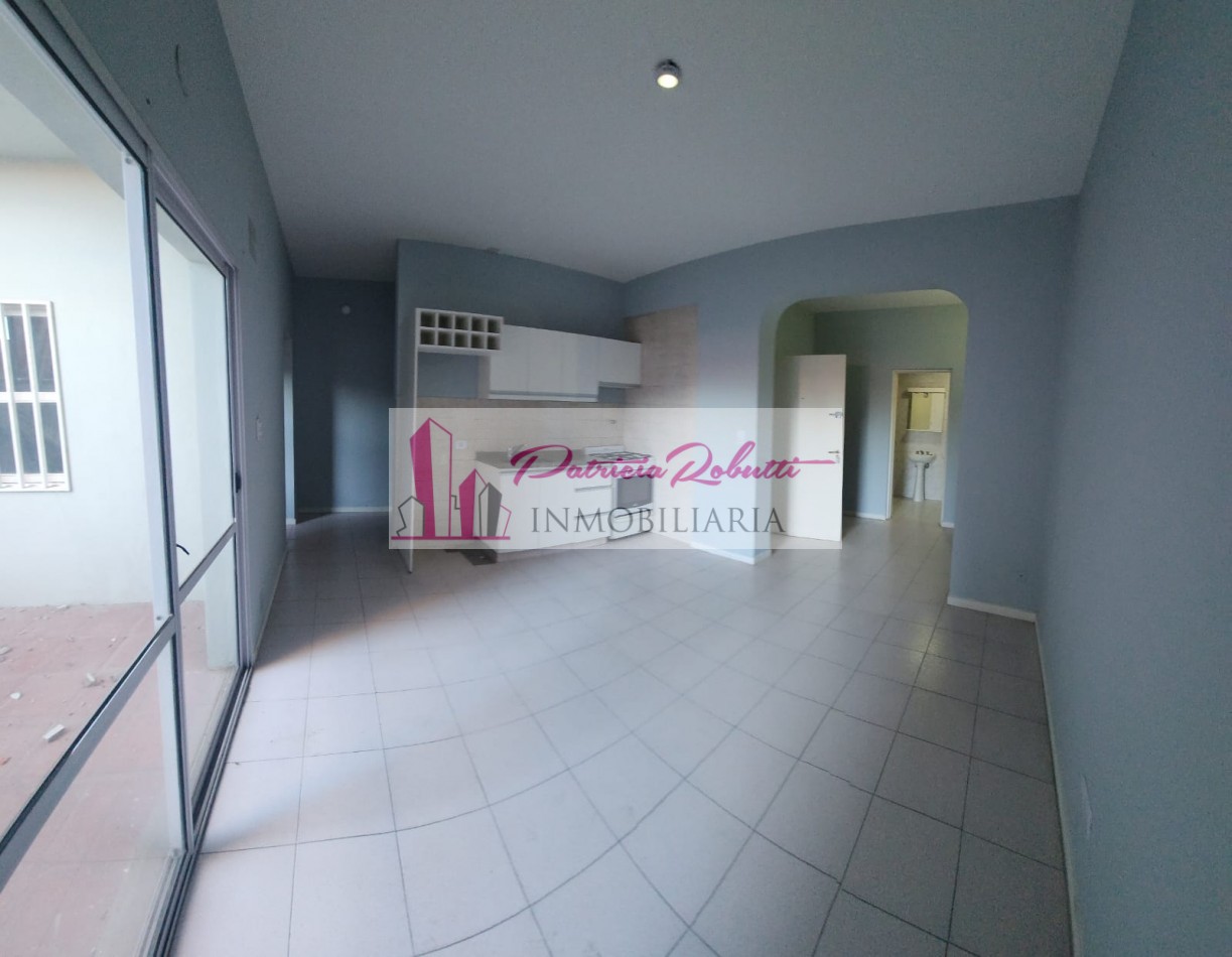 EN VENTA PH 2 AMB CON PATIO VILLA CELINA 