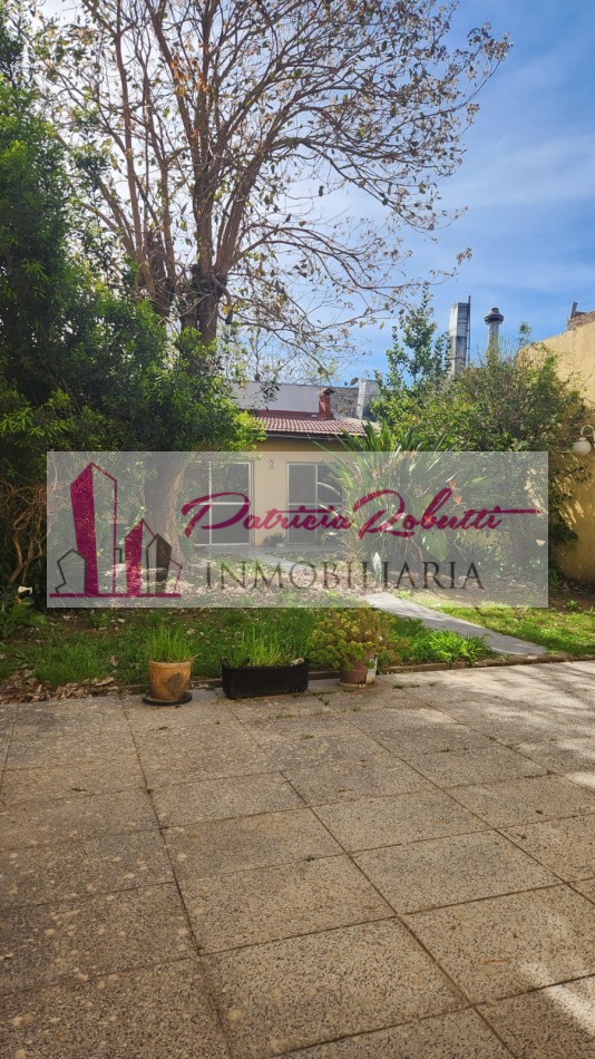 EN VENTA CASA 4 AMBIENTES EN VILLA CELINA POLO TEXTIL LOTE