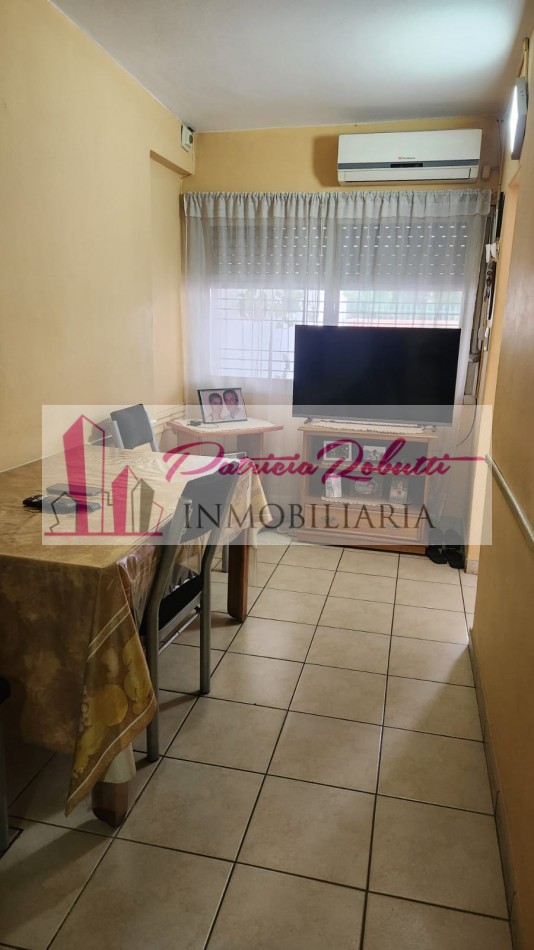 EN VENTA CASA LOTE 3 AMBIENTES EN VILLA CELINA BARRIO GRAL PAZ.