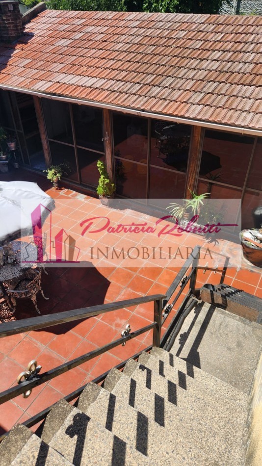 EN VENTA CASA 5 AMBIENTES EN VILLA LUGANO