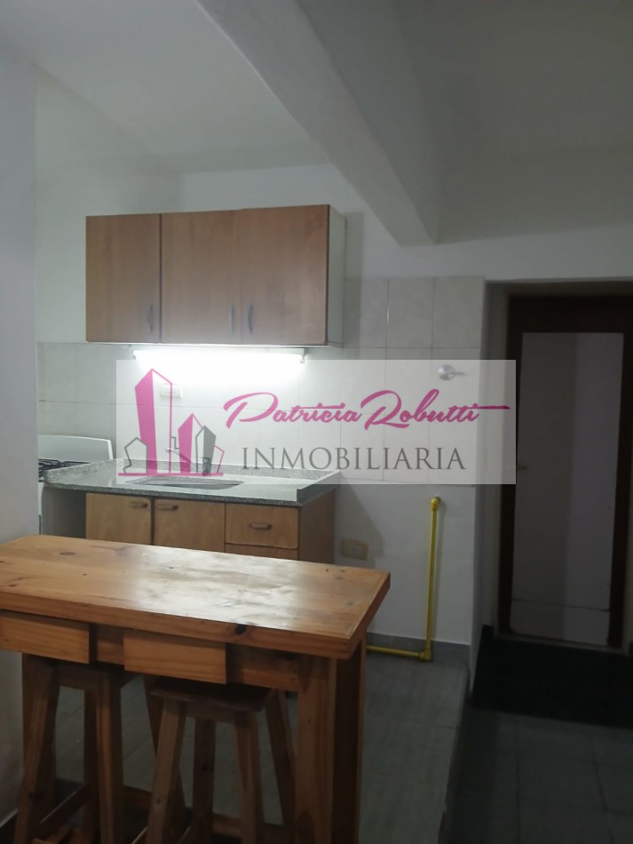 EN ALQUILER DEPARTAMENTO 2 AMBIENTES Al FRENTE EN VILLA MADERO.