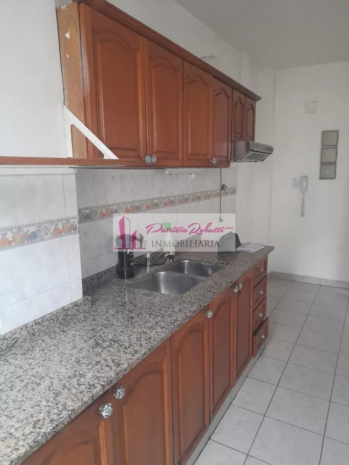 EN VENTA DEPARTAMENTO 4 AMBIENTES EN BARRIO PIEDRABUENA VIEJO VILLA LUGANO.