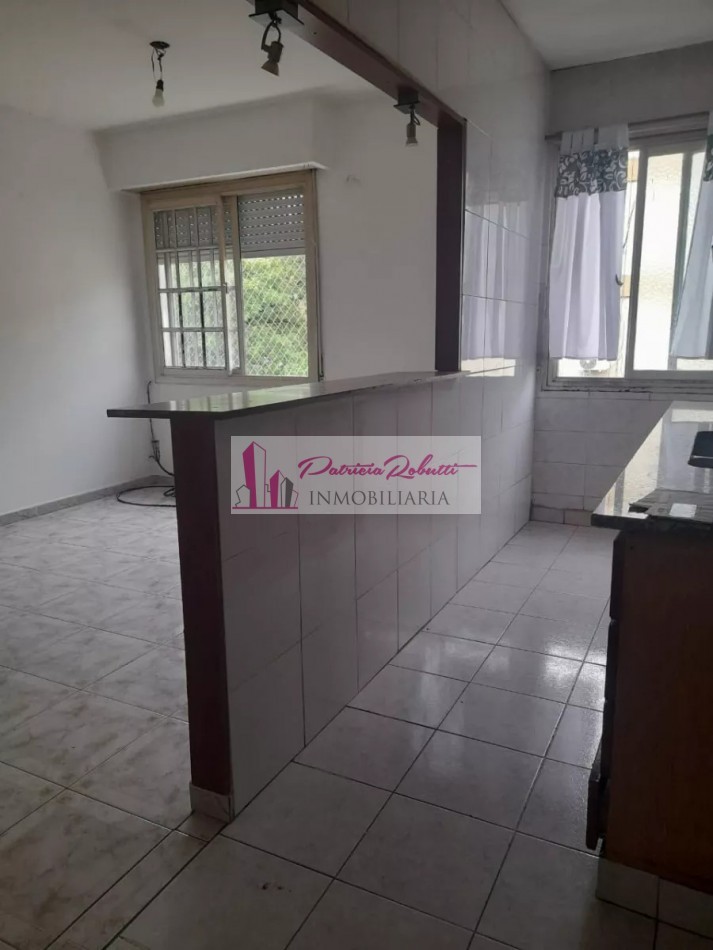 EN VENTA DEPARTAMENTO 4 AMBIENTES EN BARRIO PIEDRABUENA VIEJO VILLA LUGANO.