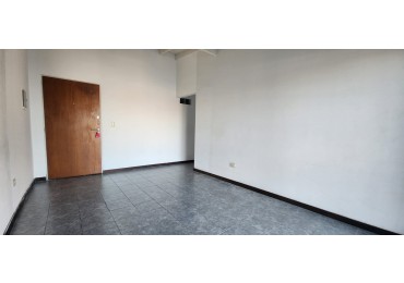 En venta departamento 3 ambientes con 2 balcones Floresta