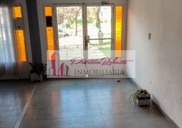 EN VENTA DEPARTAMENTO TIPO DUPLEX 4 AMBIENTES EN VILLA CELINA.