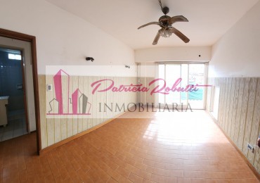 EN VENTA PH 2 AMB CON GRAN BALCON VILLA LUGANO.